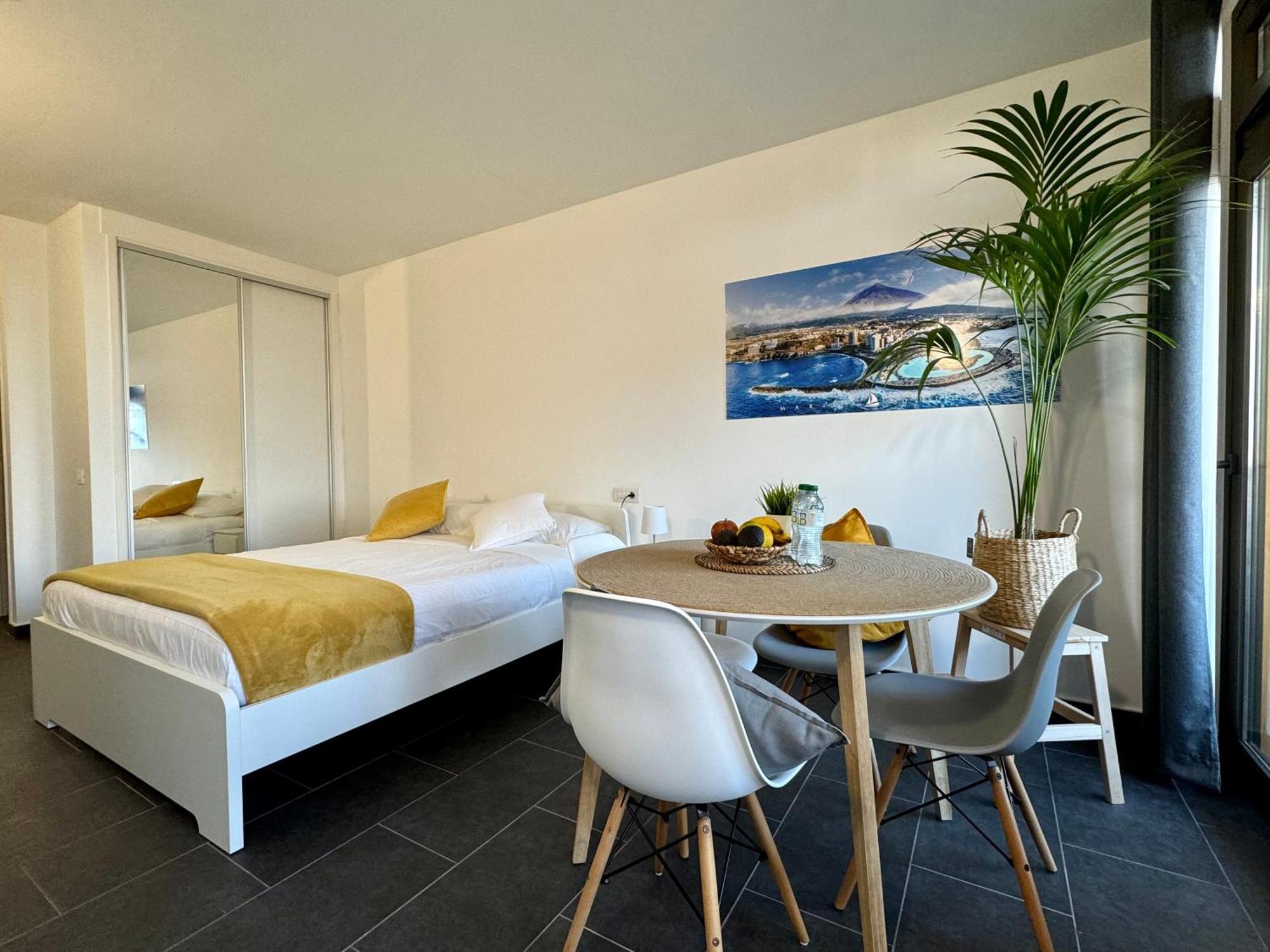 Marina Suites Tenerife Puerto de la Cruz  Exterior photo